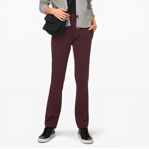 Like New Lululemon On the Fly Pant, Size 4, Cassis